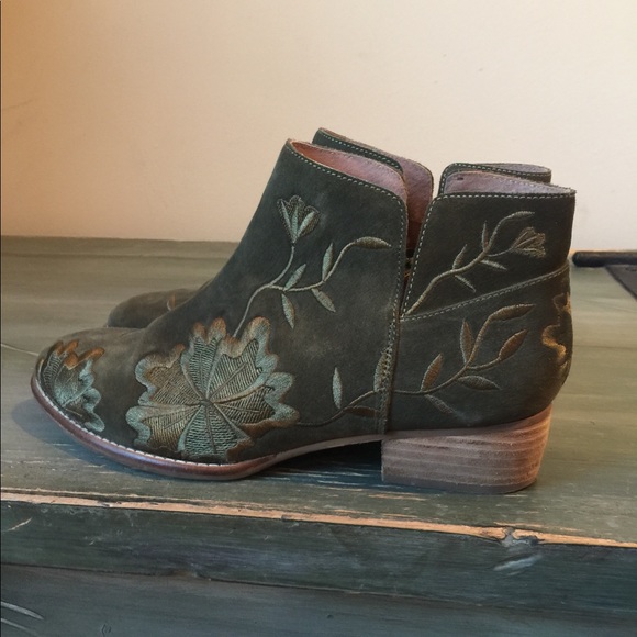 Seychelles boots - Picture 2 of 8